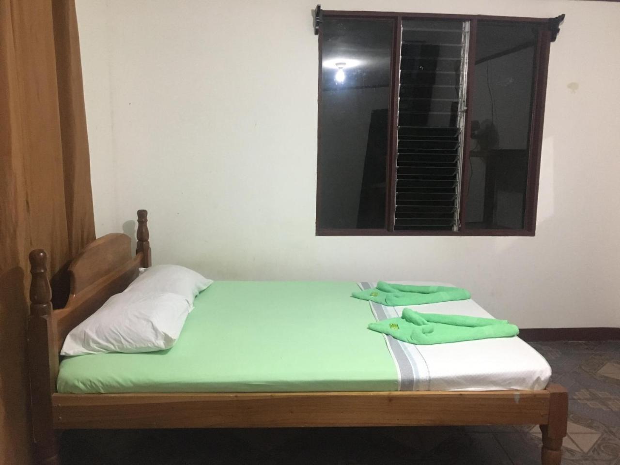 Río Cuarto Hostel Orozco - Costa Rica מראה חיצוני תמונה